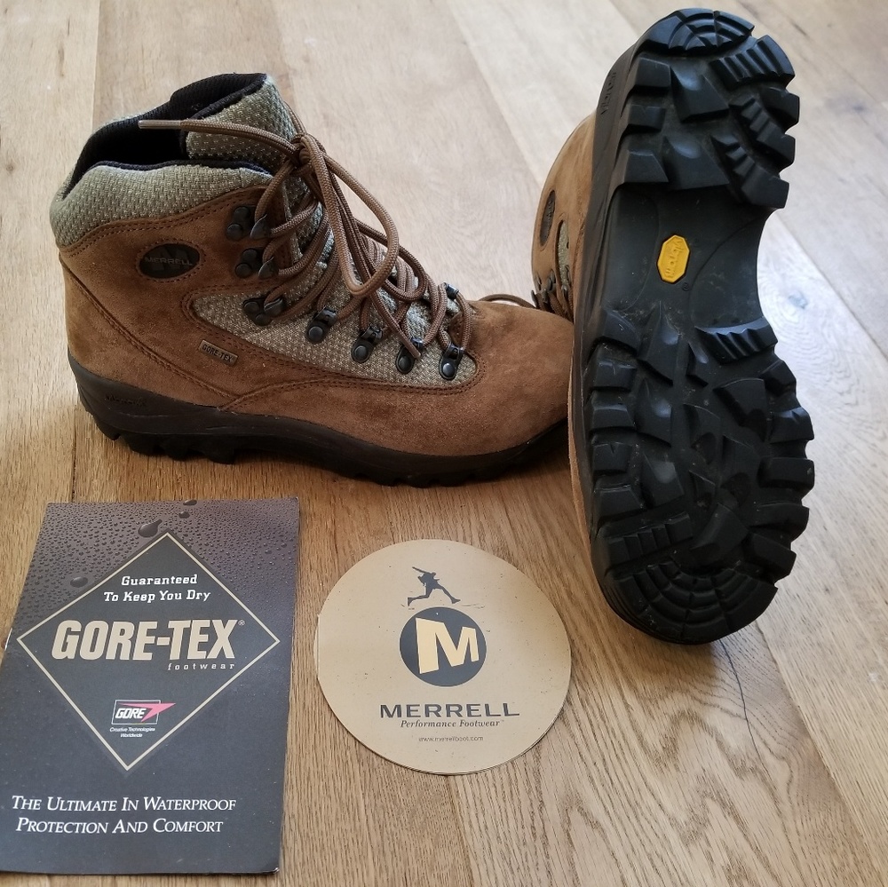 Womens Merrell Waterproof GoreTex Hiking boot